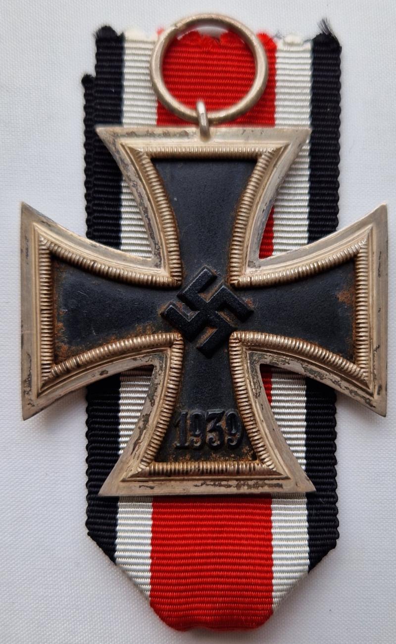 1939 Iron Cross Second Class by Steinhauer und Lück mm4 Ref: 5